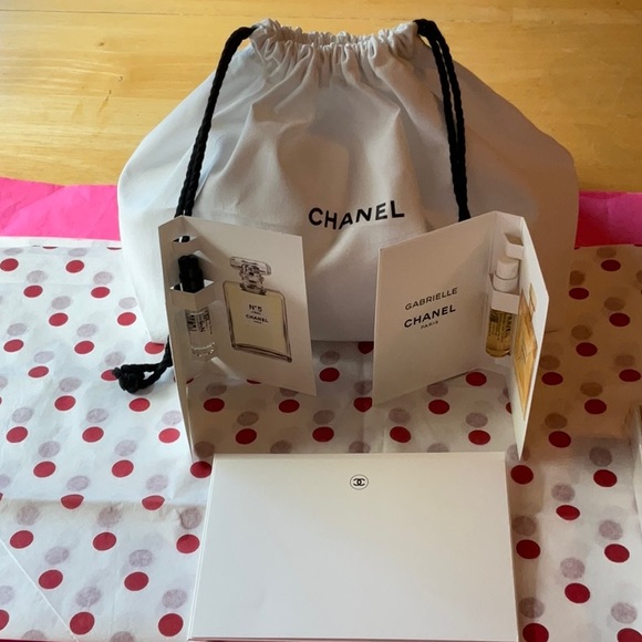 🧴 CHANEL PERFUMED HAND CREAM 🧴 NWT 🧴 - Picture 11 of 16